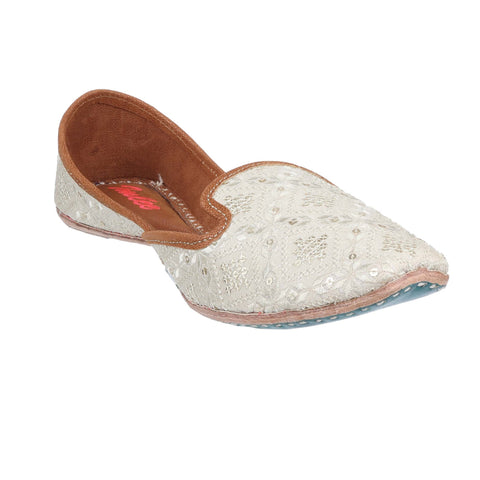 SILVER SKY MOCCASSIN - LIGHT GREY SILK WITH EMBROIDERY OPEN BACK JUTTI