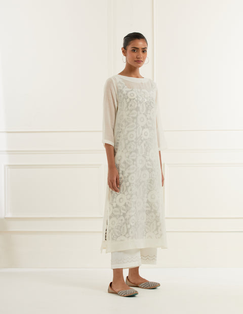 Off-white Chanderi Kurta With Pintucks, Centre Moif Pittan Embroidery And Cotton Mulmul Block Printed Slip With Grey Floral Motifs