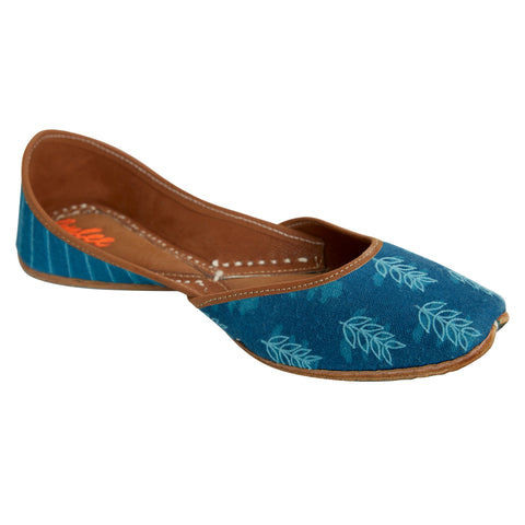 indigo print casual slip on jutti for girls