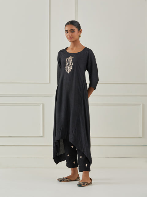 BLACK ASYMMETRIC KURTA