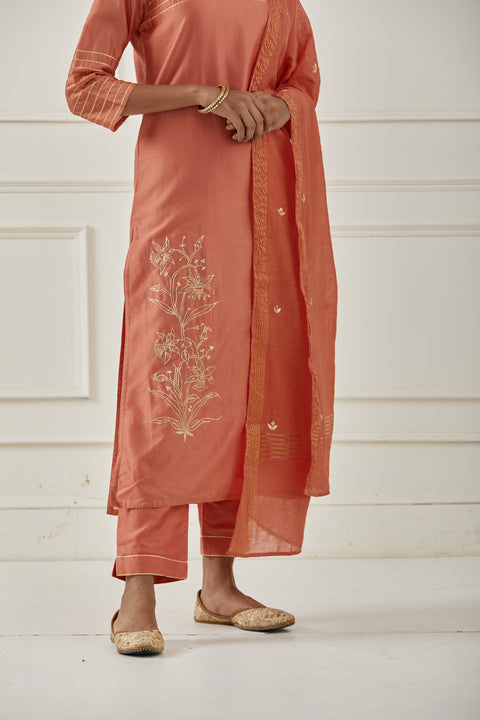 RUST RED STRAIGHT KURTA SET WITH DUPATTA - SET OF 3