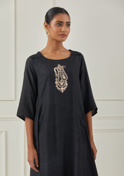 BLACK ASYMMETRIC KURTA