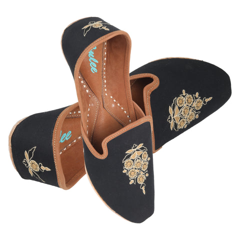 KASHMIRI KASHIDA - BLACK SUEDE WITH INTRICATE EMBROIDERY CREST