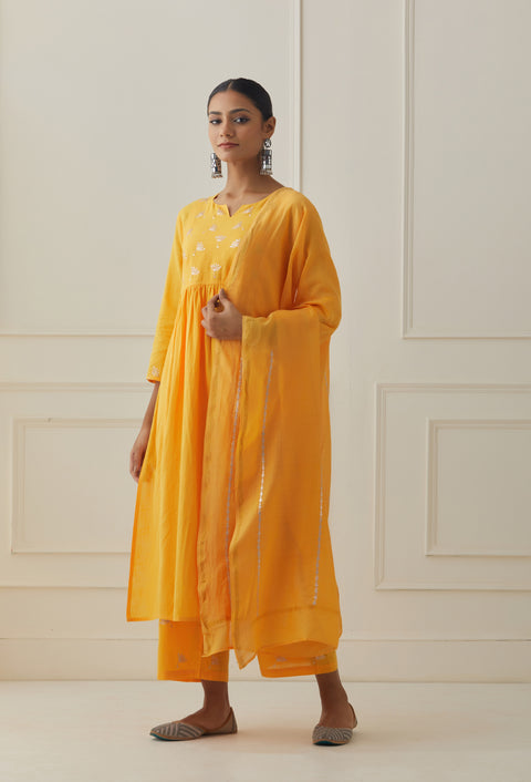 MANGO YELLOW SLUB SET WITH CHANDERI  DUPATTA -SET OF 3