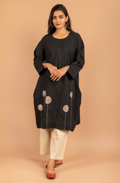 Black Anti-Fit Dress (Kurta).