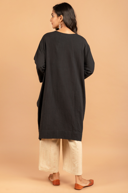 Black Anti-Fit Dress (Kurta).